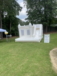 IMG 3289 1719420206 13x13 Luxe White Combo Bounce House